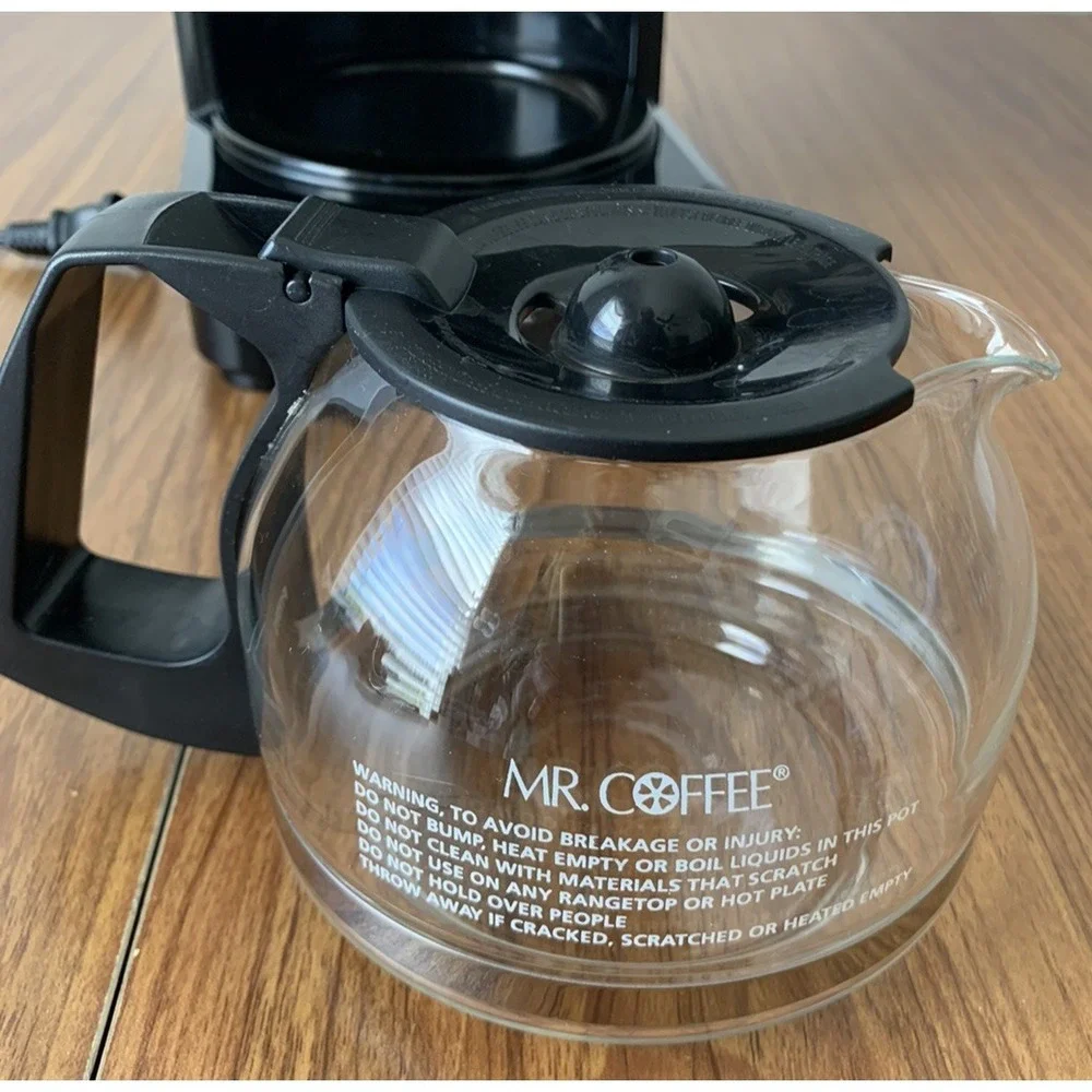 Mr. Coffee jwx3 5 Cup Programmable Coffee Maker w/ Carafe & Basket -TESTED/WORKS
